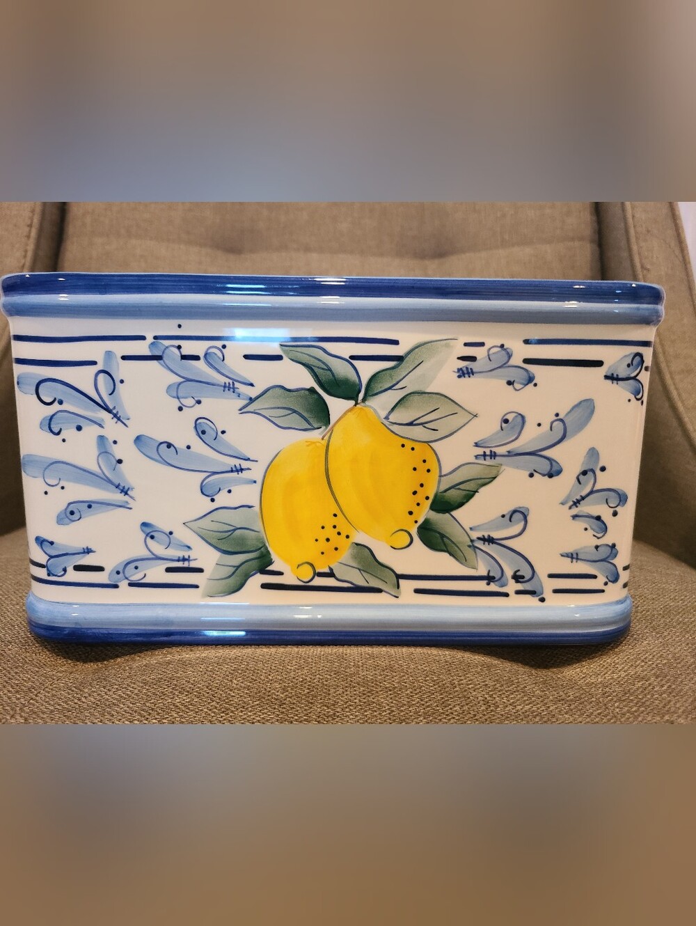 Vintage Inspirado Stonelite Lemon Bread Box (WITHOUT LID)